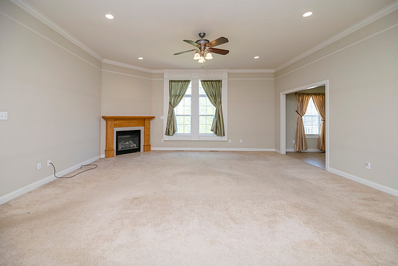 Lori 4405 Ferndale 0021