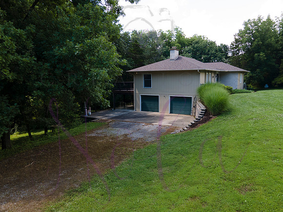 Betsy 6303 Old Village 0117