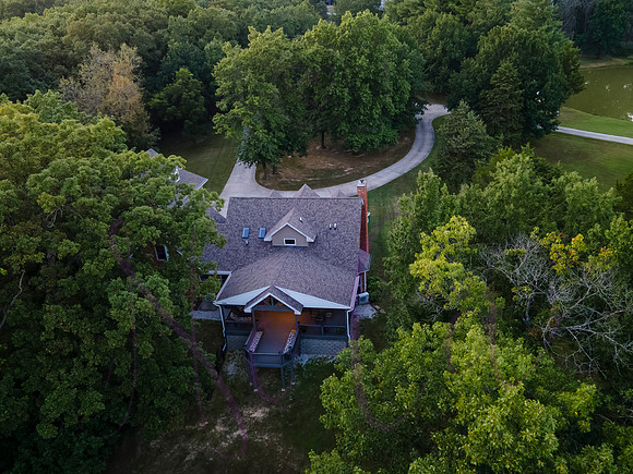 Betsy Bruce Lane 0478