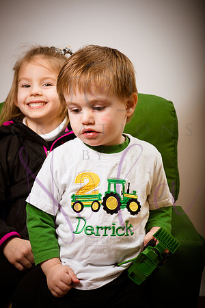 Derrick two 007