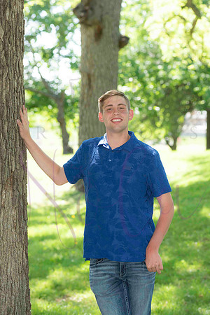 Hagen senior pics 0021