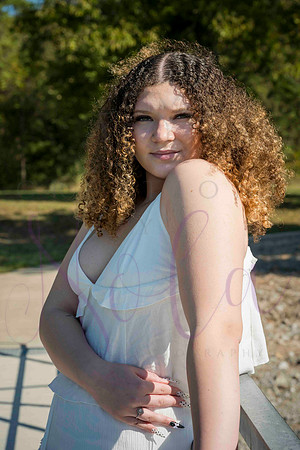 Abby senior pics 0376