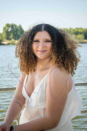 Abby senior pics 0335