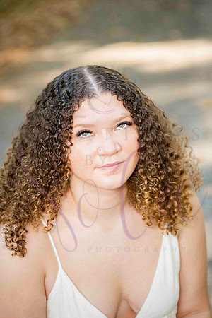 Abby senior pics 0198
