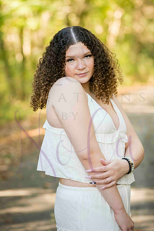 Abby senior pics 0170