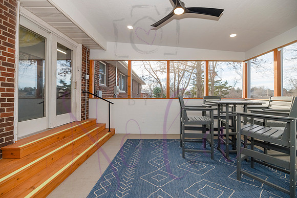 Jeanne Sondra Ave 0041