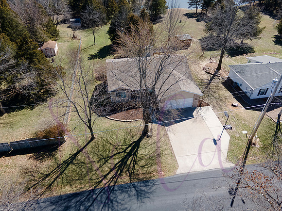 Joan Thompson Road 0121
