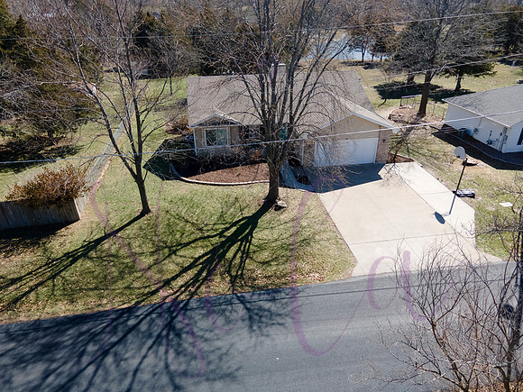Joan Thompson Road 0120