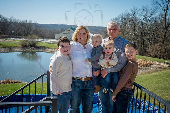 Deanna and family 0078
