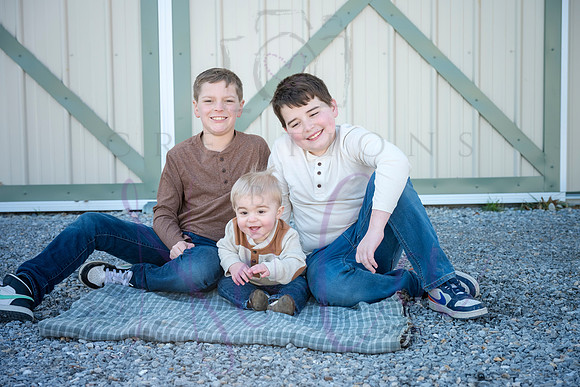 Deanna and family 0323