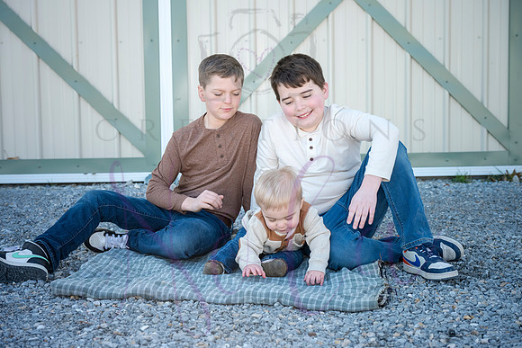 Deanna and family 0319