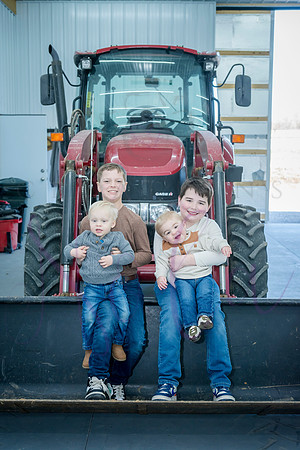 Deanna and family 0205