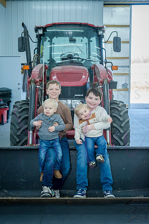Deanna and family 0204