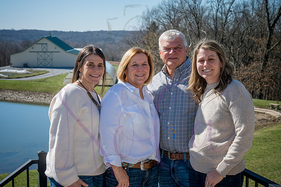 Deanna and family 0097