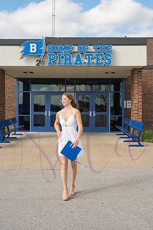 Kamrynn senior pics 2026 0106