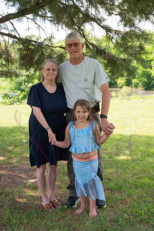 Kinsley Preschool graduation 0474