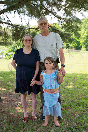 Kinsley Preschool graduation 0470