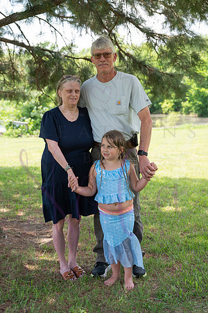 Kinsley Preschool graduation 0476