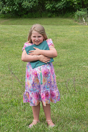 Kinsley Preschool graduation 0142