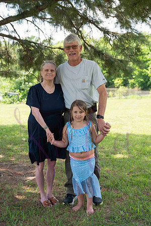 Kinsley Preschool graduation 0473