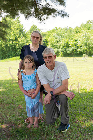 Kinsley Preschool graduation 0465