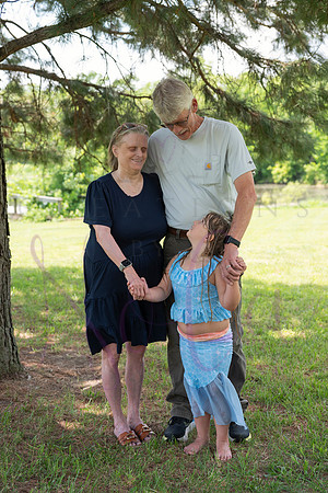 Kinsley Preschool graduation 0478