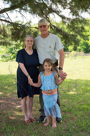 Kinsley Preschool graduation 0474