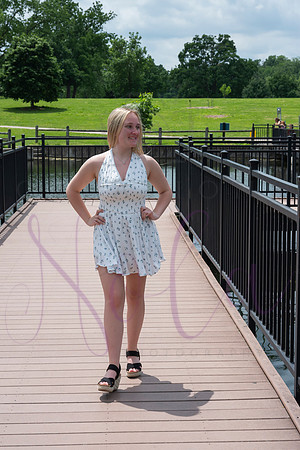 Izzy senior pics 0122