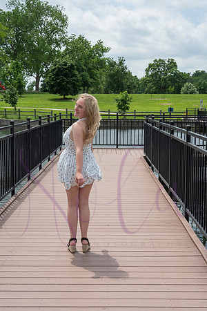 Izzy senior pics 0137