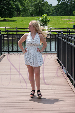 Izzy senior pics 0121