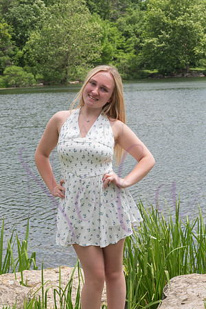 Izzy senior pics 0084