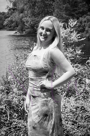 Izzy senior pics 0149