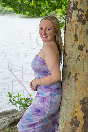 Izzy senior pics 0177