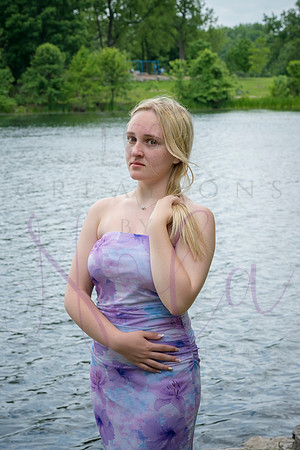 Izzy senior pics 0163