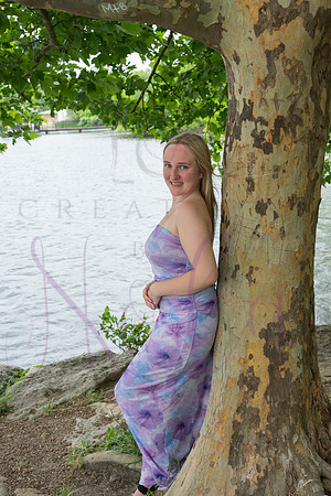 Izzy senior pics 0176