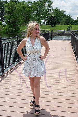 Izzy senior pics 0128