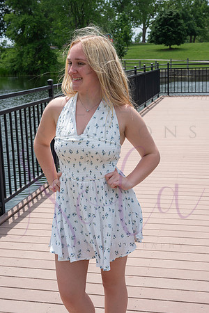 Izzy senior pics 0129