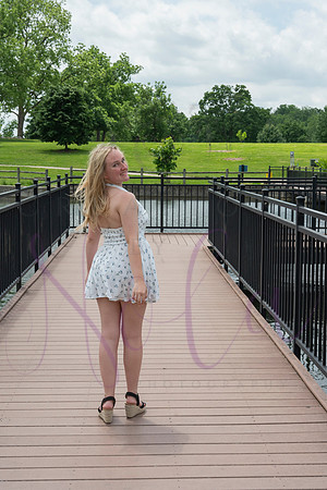 Izzy senior pics 0139