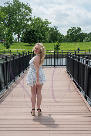 Izzy senior pics 0138