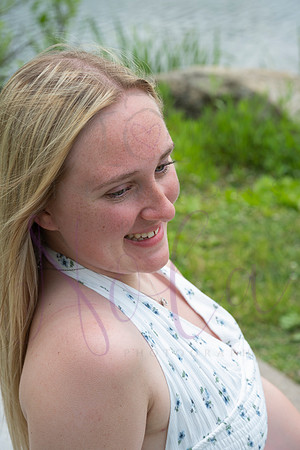 Izzy senior pics 0107