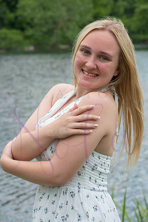 Izzy senior pics 0090