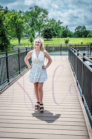 Izzy senior pics 0126