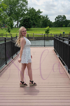 Izzy senior pics 0141
