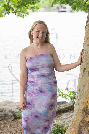Izzy senior pics 0169