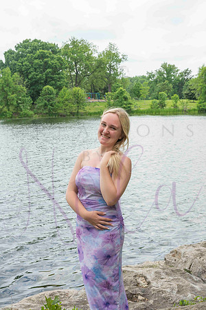 Izzy senior pics 0168