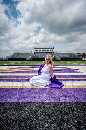 Izzy senior pics 0224