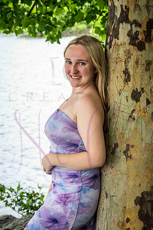 Izzy senior pics 0178