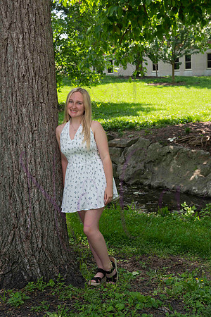 Izzy senior pics 0025