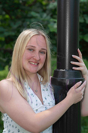 Izzy senior pics 0019