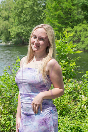 Izzy senior pics 0145